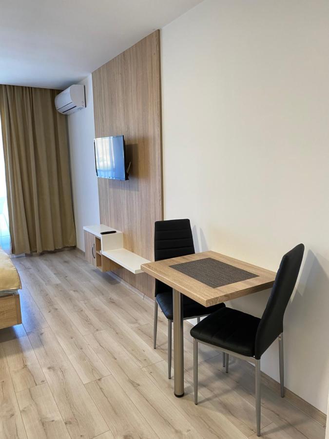 Apartman Flower Podhájska Exteriör bild