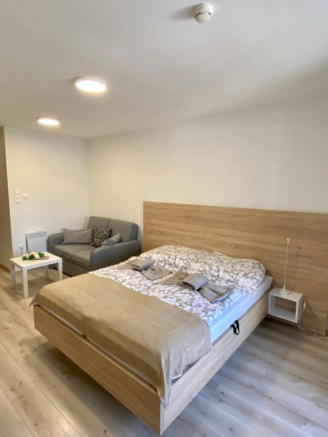 Apartman Flower Podhájska Exteriör bild